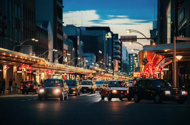 汽車電子產(chǎn)業(yè)鏈構(gòu)成 2023汽車電子產(chǎn)業(yè)鏈?zhǔn)崂?></a></dt>
<dd style=